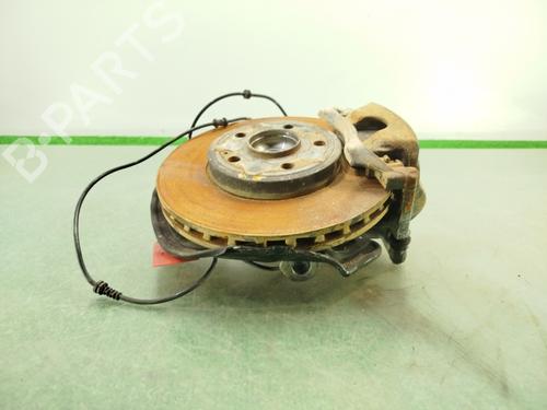 Used Right front steering knuckle MERCEDES-BENZ A-CLASS (W176) A 200 CDI / d (176.008) (136 hp) 27544493