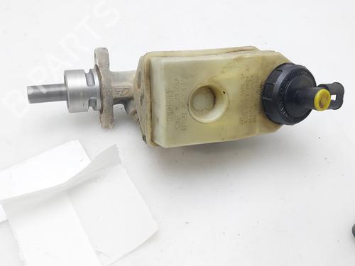 Used Brake master cylinder RENAULT MEGANE I Classic (LA0/1_) 1.9 dTi (LA08, LA0N, LA0K) (98 hp) 18037461