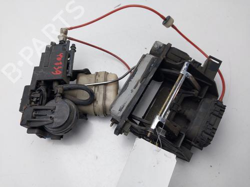 Tailgate lock MERCEDES-BENZ S-CLASS (W220, V220) S 320 CDI (220.025, 220.125) | BP32455667C101