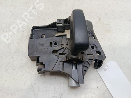 Used Rear left interior door handle Rear left interior door handle 37184688 37184688