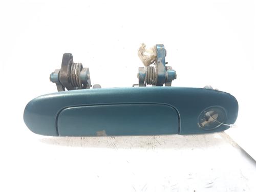 Used Front left exterior door handle MAZDA PREMACY (CP) 1.9 (CP10P) (114 hp) 9512790