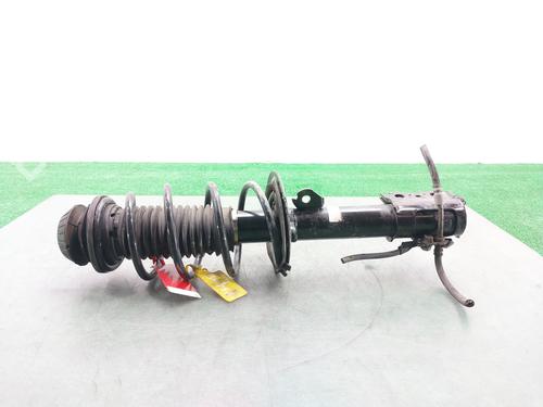 Used Left front shock absorber TOYOTA YARIS (_P13_) 1.0 (KSP130_, KSP130) (69 hp) 17320277
