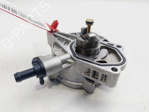 Used Vacuum pump HYUNDAI TUCSON (TL, TLE) 1.7 CRDi (116 hp) 30175108