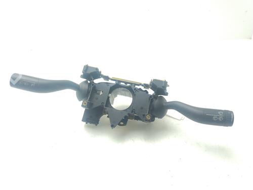 Commandes au volant VW TOUAREG (7LA, 7L6, 7L7) 2.5 R5 TDI (174 hp) 30553676