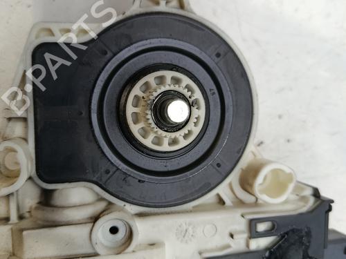 Left front window motor CITROËN C5 I (DC_) 2.0 HDi (DCRHZB, DCRHZE) | BP30851996E21