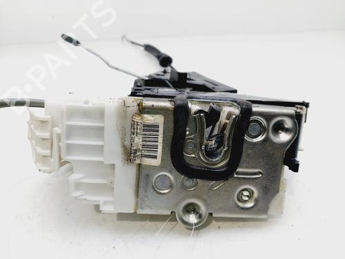 Cerradura puerta trasera izquierda MERCEDES-BENZ A-CLASS (W169) A 160 (169.031, 169.331) (95 hp) 30935605