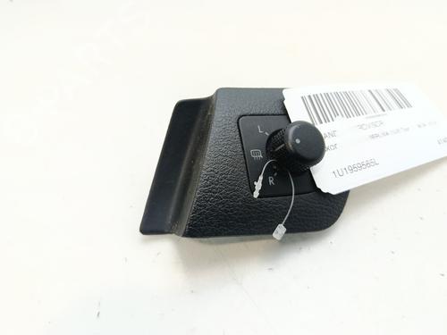 Comando specchietti Comando specchietti SKODA OCTAVIA I (1U2) 1.9 TDI (100 hp) 33842398 33842398