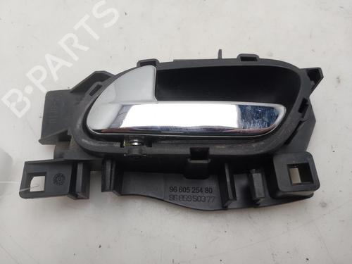 Used Front left interior door handle Front left interior door handle PEUGEOT 308 I (4A_, 4C_) 2.0 HDi (136 hp) 33973748 33973748