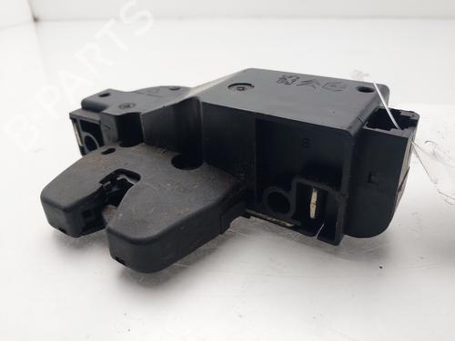 Tailgate lock CITROËN C4 I (LC_) | BP32226843C101