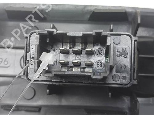 Right front window switch CITROËN DS3 (SA_) 1.6 HDi 90 | BP39978196I26 - Image 2