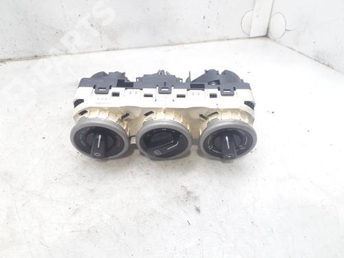 Used Climate control Climate control SMART FORFOUR (454) 1.1 (454.033) (64 hp) 11172441 11172441