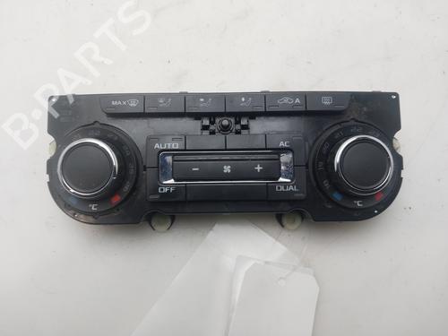 Used Climate control Climate control SKODA OCTAVIA II (1Z3) 1.6 TDI (105 hp) 33792967 33792967