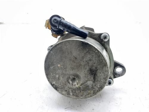 Used Vacuum pump FIAT GRANDE PUNTO (199_) 1.3 D Multijet (75 hp) 9755302