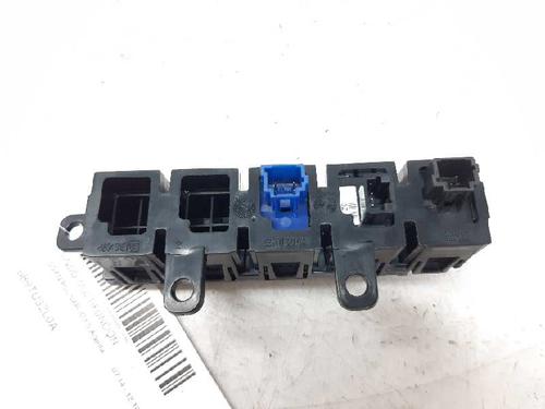 Switch NISSAN PULSAR Hatchback (C13) 1.2 DIG-T | BP5325278I30 