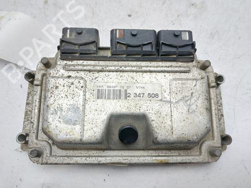 Used Engine control unit (ECU) PEUGEOT 106 II (1A_, 1C_) 1.1 i (60 hp) 11700548