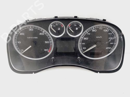 Used Instrument cluster PEUGEOT 307 (3A/C) 2.0 HDi 90 (90 hp) 30853203