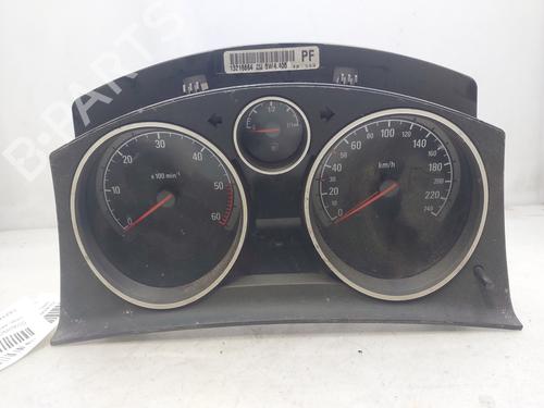 Used Instrument cluster OPEL ASTRA H Estate (A04) [2004-2014]  17649090