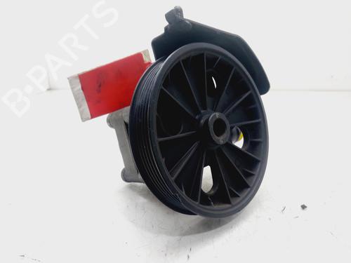 Used Steering pump VOLVO V40 Estate (645) 1.6 (109 hp) 29255748