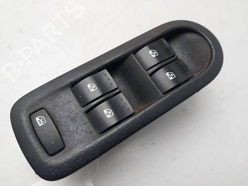 Used Left front window switch Left front window switch RENAULT MEGANE II Saloon (LM0/1_) [2003-2026] 40256752 40256752