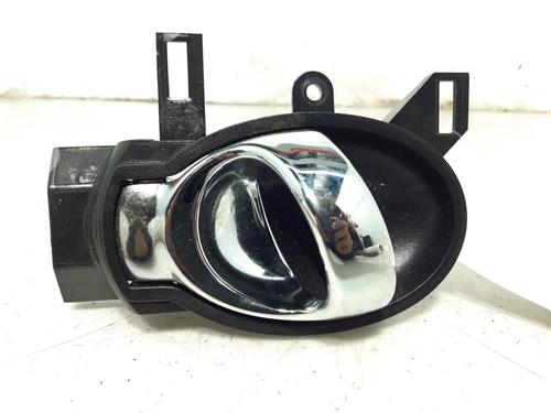 Used Front right interior door handle Front right interior door handle NISSAN JUKE (F15) 1.5 dCi (110 hp) 8931032 8931032