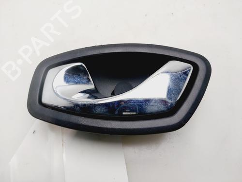 Venstre fortil invendig håndtag RENAULT FLUENCE (L3_) 1.5 dCi (L30D, L30L, L306, L33F, L33L, L33M, L33V, L33W) (110 hp) 31608506
