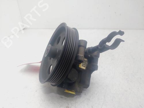 Used Steering pump FORD MONDEO III (B5Y) 1.8 16V (125 hp) 29531768