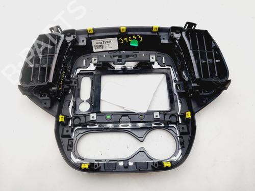 Middle console RENAULT CAPTUR I (J5_, H5_) | BP31909175I22