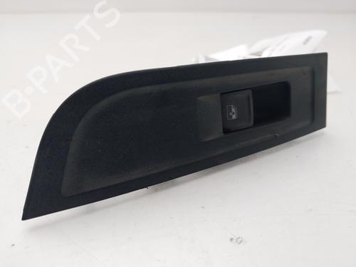 Used Left rear window switch Left rear window switch SKODA SCALA (NW1) [2019-2026] 33619929 33619929