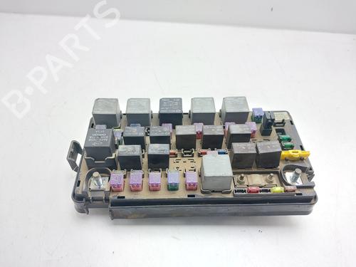 Used Fuse box Fuse box 37282609 37282609