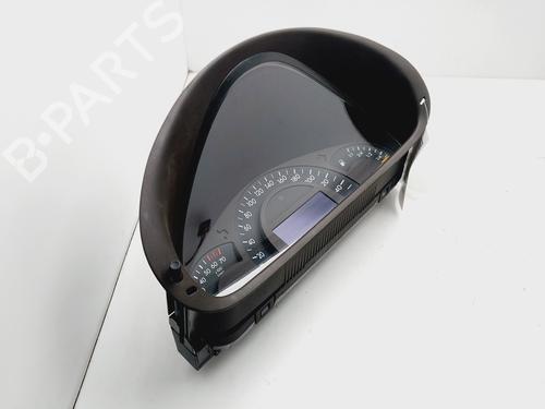 Used Instrument cluster MERCEDES-BENZ C-CLASS T-Model (S203) C 180 Kompressor (203.246) (143 hp) 28440775