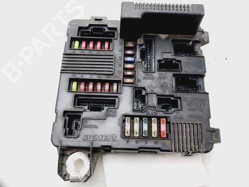 Used Fuse box RENAULT SCÉNIC II (JM0/1_) [2003-2010]  26290914