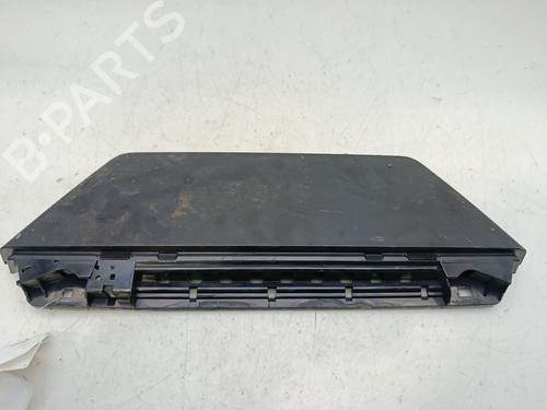 Troisième feu stop RENAULT LAGUNA III (BT0/1) 2.0 dCi (BT07, BT0J, BT14, BT1A, BT1S) (131 hp) 31855663