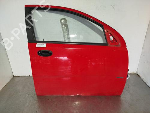 Porte avant droite DAEWOO KALOS (KLAS) 1.2 (72 hp) 31880085