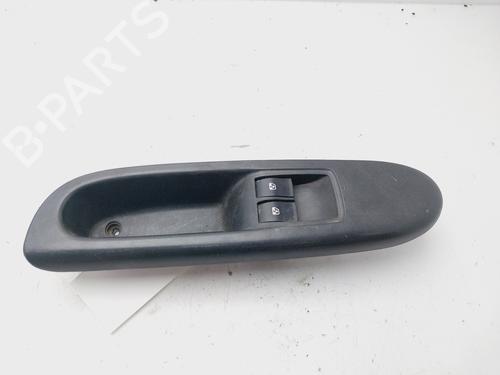 Used Left front window switch RENAULT CLIO II (BB_, CB_) [1998-2016]  29070418