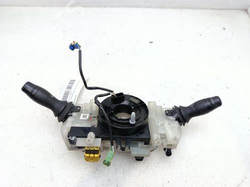 Used Steering wheel controls Steering wheel controls 36275856 36275856