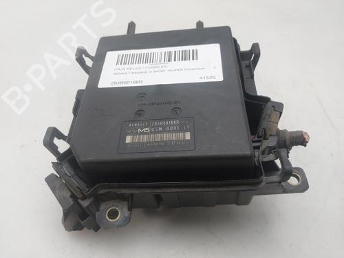 Sikringsdåse Sikringsdåse RENAULT MEGANE III Grandtour (KZ0/1) [2008-2016] 37438041 37438041