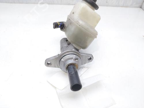 Brake master cylinder TOYOTA RAV 4 III (_A3_) 2.2 D 4WD (ALA30_, ALA30R) | BP13475961M77 