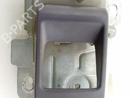 Used Front left interior door handle LAND ROVER FREELANDER I (L314) 2.0 DI 4x4 (98 hp) 22543072