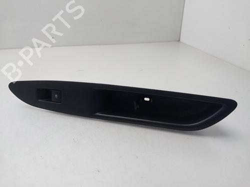 Mando elevalunas trasera derecho Mando elevalunas trasera derecho OPEL MOKKA / MOKKA X (J13) 1.6 CDTI (_76) (136 hp) 34631527 34631527