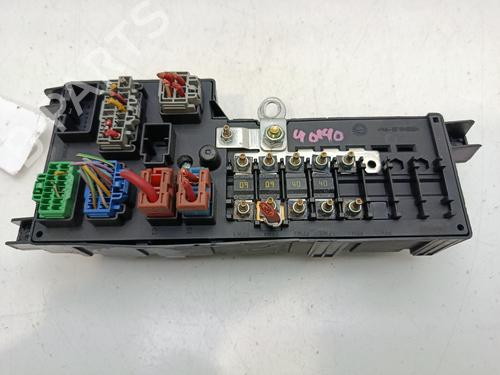 Boîte à Fusibles VOLVO S60 I (384) D5 (163 hp) 31877314