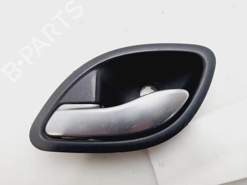 Poignée intérieure arrière droite RENAULT LAGUNA II (BG0/1_) 1.9 dCi (BG08, BG0G) (120 hp) 28372721