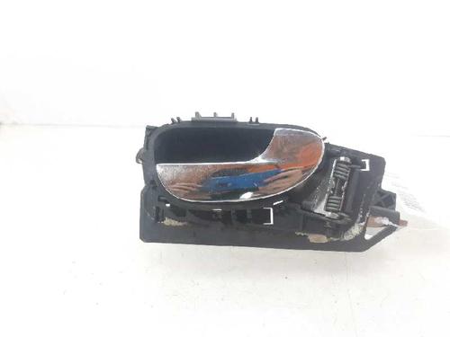 Used Front right interior door handle PEUGEOT 307 (3A/C) 2.0 HDi 90 (90 hp) 12400246