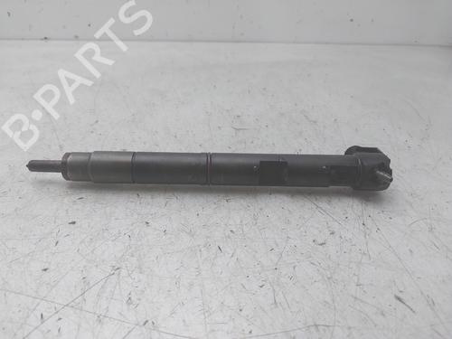 Spreder / Dyse HYUNDAI i20 II (GB, IB) 1.1 CRDi (75 hp) 30938443