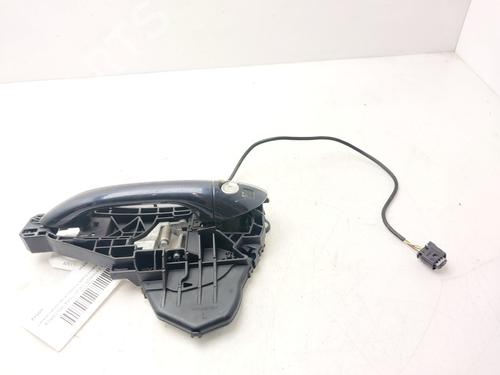 front-left-exterior-door-handle-mercedes-benz-r-class-w251-v251-2005-2006-2007-2008-2009-2010-2011-2012-2013-2014-2015-2016-2017-34126429 main image