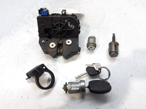 Used Ignition barrel Ignition barrel FORD FOCUS I (DAW, DBW) 1.8 Turbo DI / TDDi (90 hp) 8697654 8697654