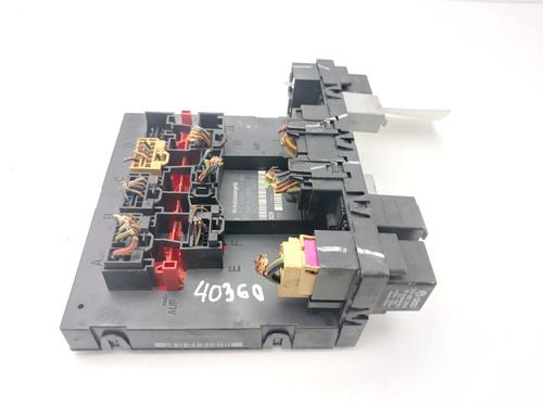 Fuse box VW GOLF V Variant (1K5) 1.9 TDI | BP31877347E1