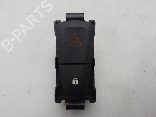 Comutador / Botão 4 piscas Comutador / Botão 4 piscas RENAULT MEGANE III Hatchback (BZ0/1_, B3_) 1.5 dCi (86 hp) 35954690 35954690