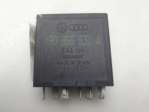 Used Electronic module Electronic module SKODA OCTAVIA I (1U2) 1.9 TDI (100 hp) 33842400 33842400