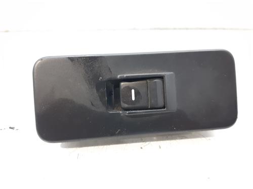 Left rear window switch LAND ROVER DISCOVERY III (L319) 2.7 TD 4x4 (190 hp) YUD501070PVJ | YUD501070PVJ |