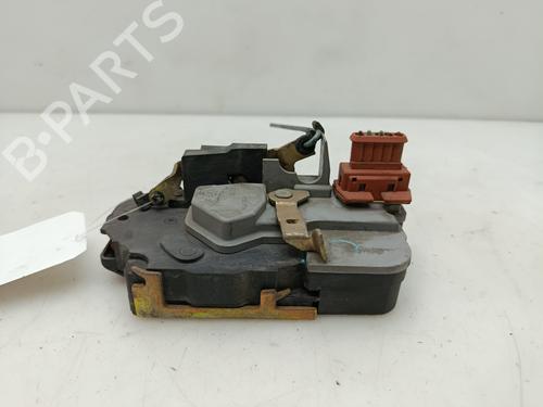 Venstre bagtil lås PEUGEOT 206 Hatchback (2A/C) 1.4 LPG (75 hp) 29400391